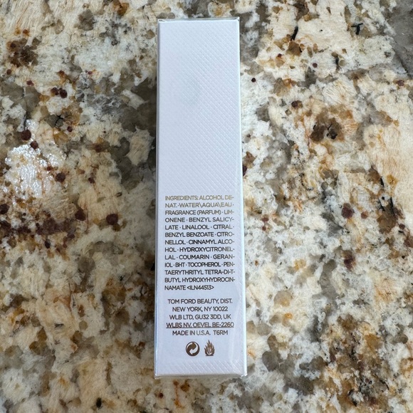 ❤️Tom Ford Soleil Blanc EAU de Toilette Vaporisateur Spray 10ml - Picture 3 of 4